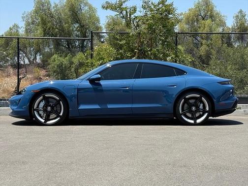 2022 Porsche Taycan Base (A2)