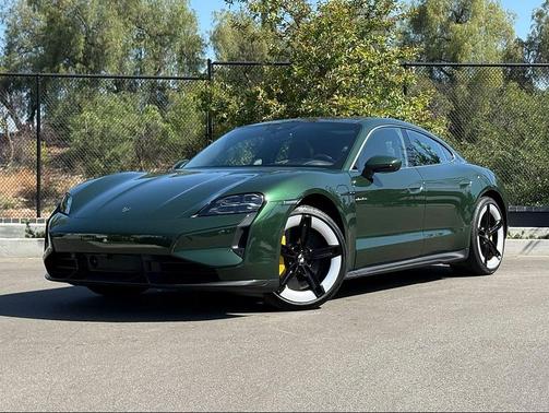 2025 Porsche Taycan Turbo S