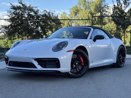 2024 Porsche 911 Carrera GTS