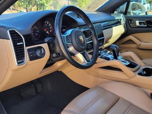 2023 Porsche Cayenne Cayenne