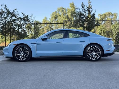 2026 Porsche Taycan 4