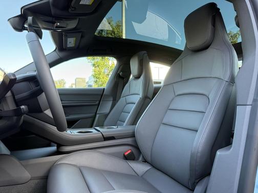 2026 Porsche Taycan 4