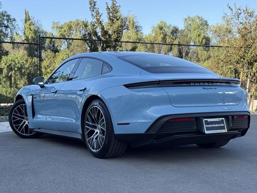 2026 Porsche Taycan 4
