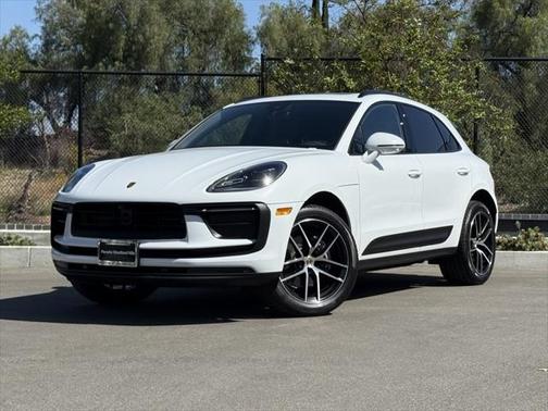2024 Porsche Macan Base
