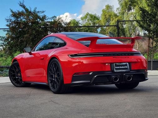 2026 Porsche 911 Carrera GTS