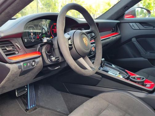 2026 Porsche 911 Carrera GTS