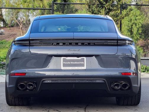 2026 Porsche Panamera Turbo S