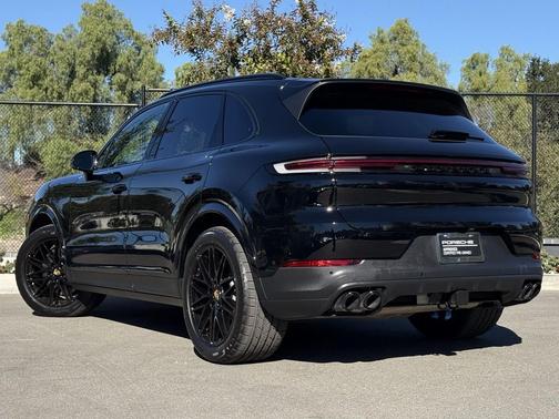 2024 Porsche Cayenne Cayenne