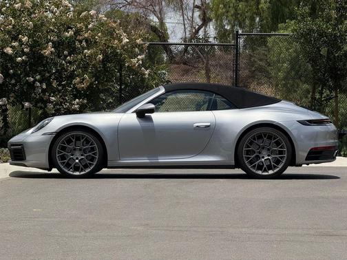 GT Silver Metallic 2020 Porsche 911 Carrera