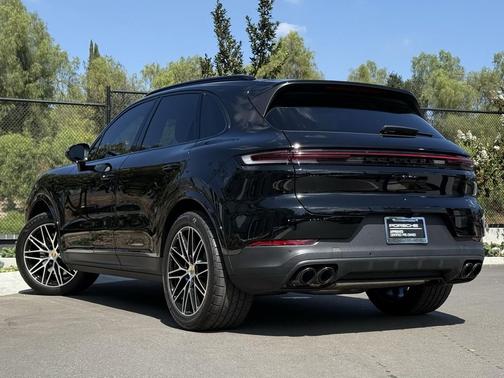 2024 Porsche Cayenne Cayenne