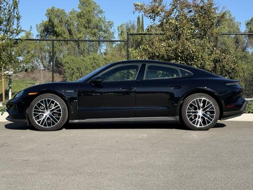 2025 Porsche Taycan Loaner