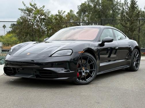 2026 Porsche Taycan GTS