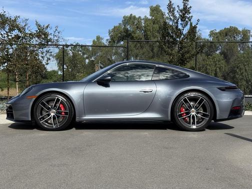 2026 Porsche 911 Carrera 4S