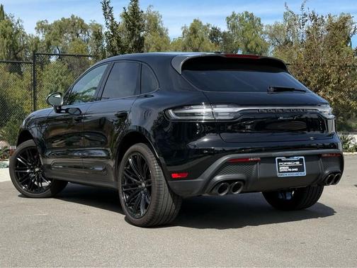 2023 Porsche Macan 