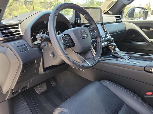 2024 Lexus LX 600 Ultra Luxury