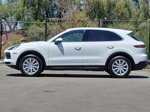 2023 Porsche Cayenne S