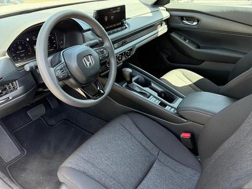2025 Honda Accord LX 1.5T