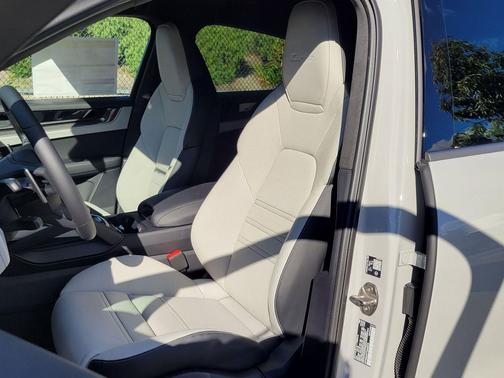 2026 Porsche Cayenne Cayenne Turbo E-Hybrid