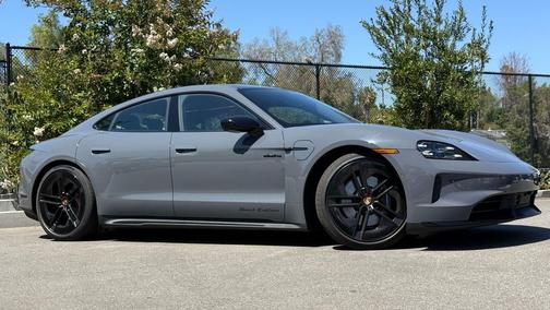 2026 Porsche Taycan 4