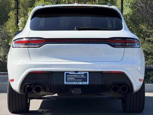 2024 Porsche Macan Base