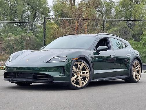 2025 Porsche Taycan 4