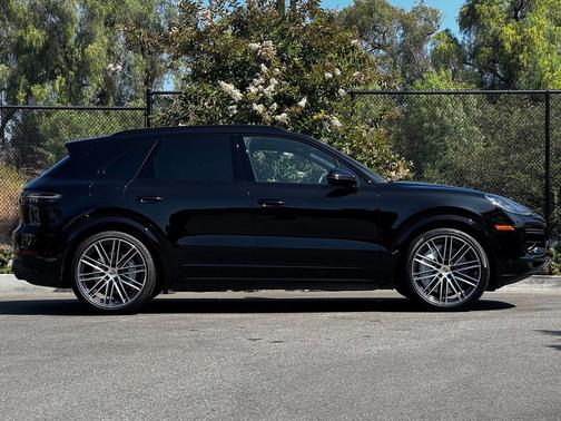 Black 2023 Porsche Cayenne Turbo
