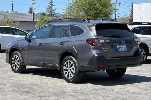 2023 Subaru Outback Premium