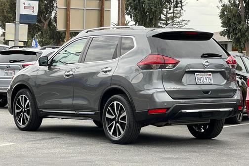 2020 Nissan Rogue SL