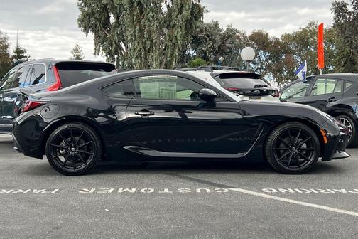 2023 Toyota GR86 Premium
