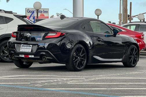 2023 Toyota GR86 Premium