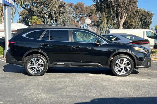 2022 Subaru Outback Limited XT