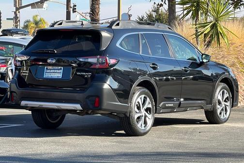 2022 Subaru Outback Limited XT