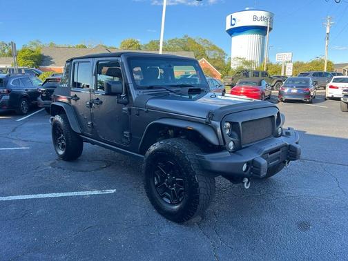 2016 Jeep Wrangler Unlimited Sahara