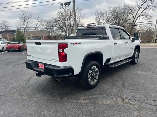 2022 Chevrolet Silverado 2500 Custom