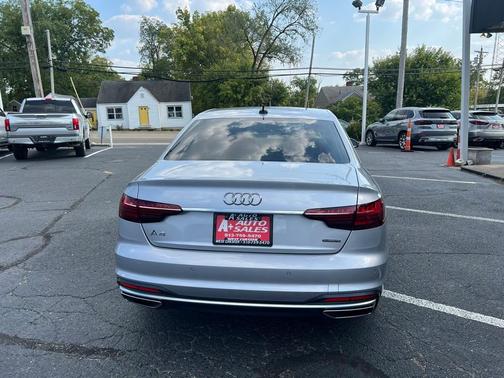 2022 Audi A4 40 Premium