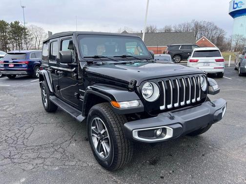 2023 Jeep Wrangler Sahara