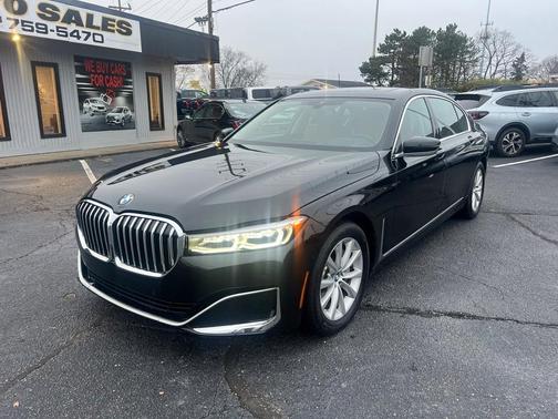 2022 BMW 740 i xDrive