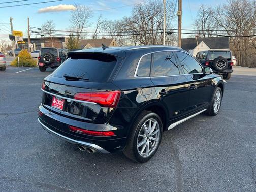 2022 Audi SQ5 3.0T Premium Plus