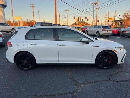 2022 Volkswagen Golf GTI 2.0T SE