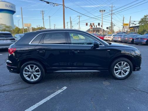 2023 Audi Q3 45 S line Premium