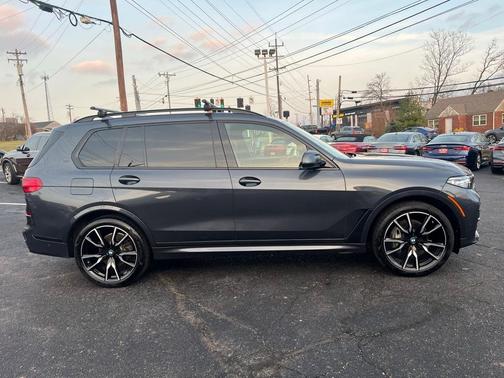 2019 BMW X7 xDrive40i
