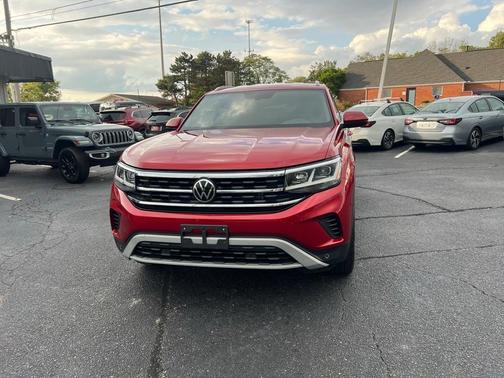 2022 Volkswagen Atlas Cross Sport 2.0T SE w/Technology