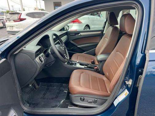 2021 Volkswagen Passat 2.0T SE