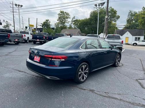 2021 Volkswagen Passat 2.0T SE