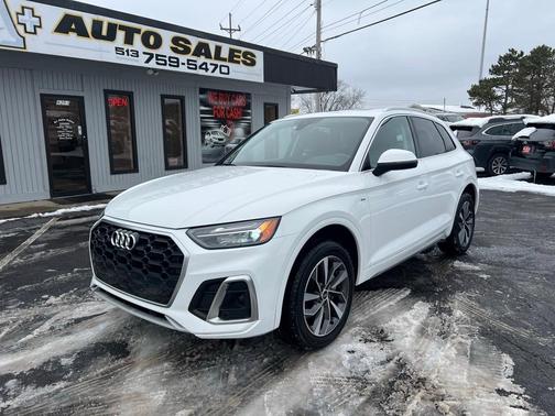 2022 Audi Q5 45 S line quattro Premium