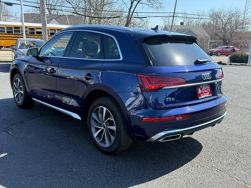 2023 Audi Q5 45 S line quattro Premium