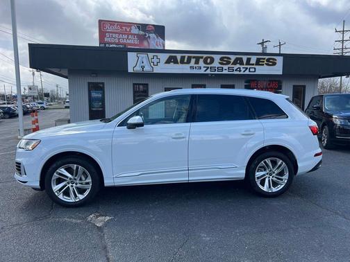 2023 Audi Q7 55 Premium