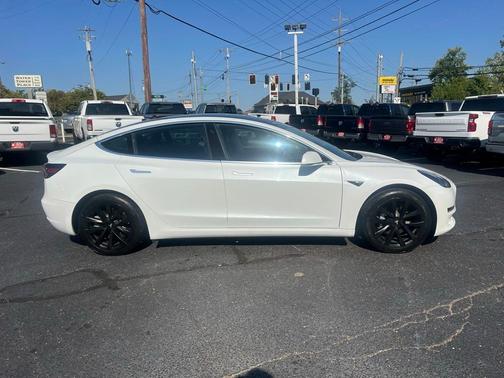 2020 Tesla Model 3 Standard Range Plus