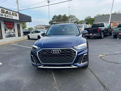2022 Audi Q5 45 S line Premium Plus