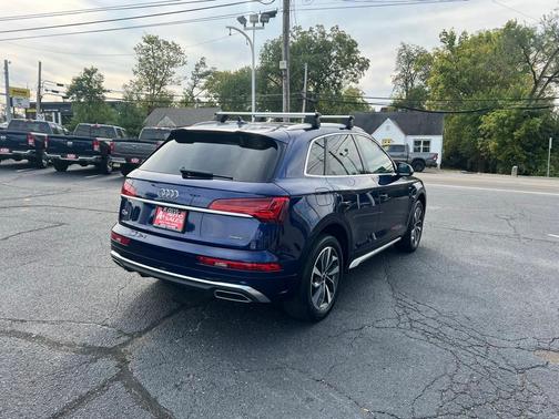 2022 Audi Q5 45 S line Premium Plus